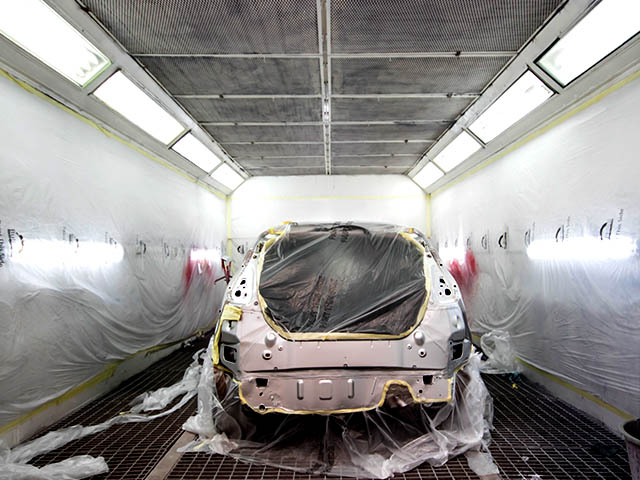 Spray painting bays